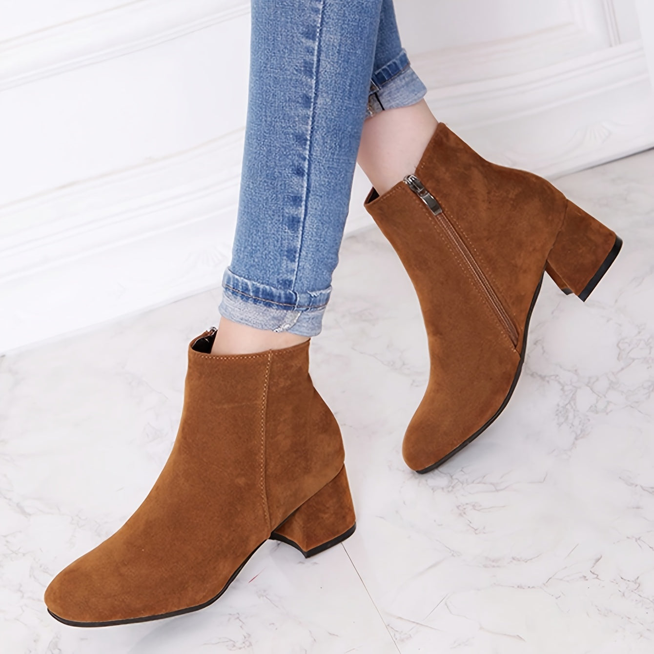 Damen Stiefeletten mit klobigem Absatz - Seitlicher Reißverschluss