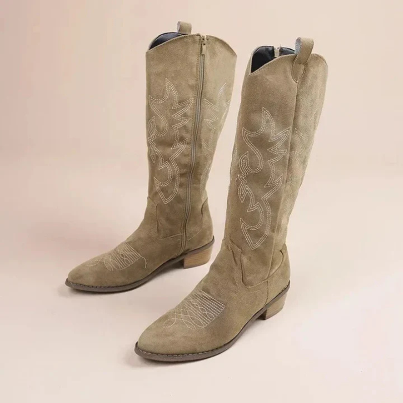 Damen Cowboystiefel aus Wildleder – Bestickter Stil