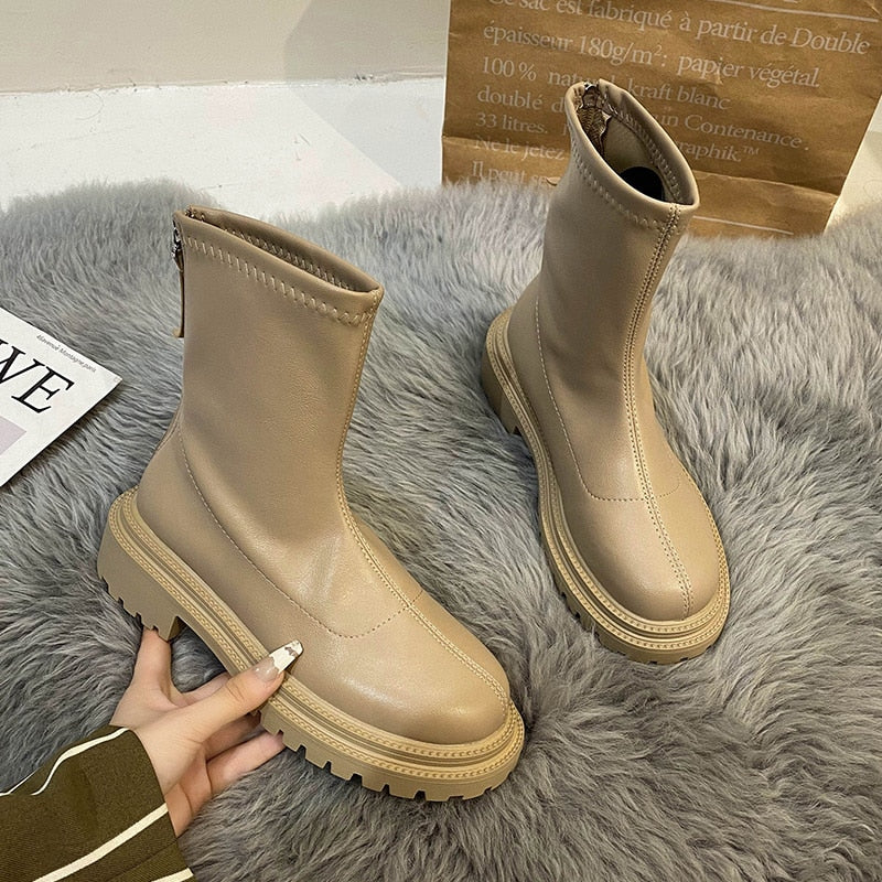 Damen Stiefeletten mit Reißverschluss hinten - Robuste Profilsohle