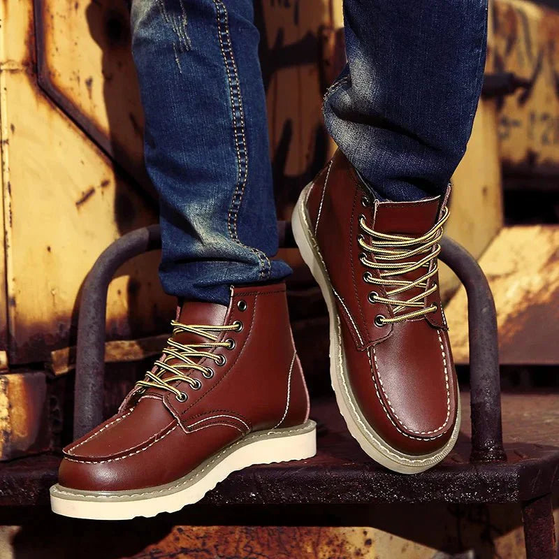 Herren Schnürstiefel Moc Toe - Robust Profilsohle